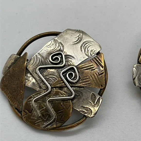 Brutalist artisan silver and brass post earrings - Picture 4 of 7